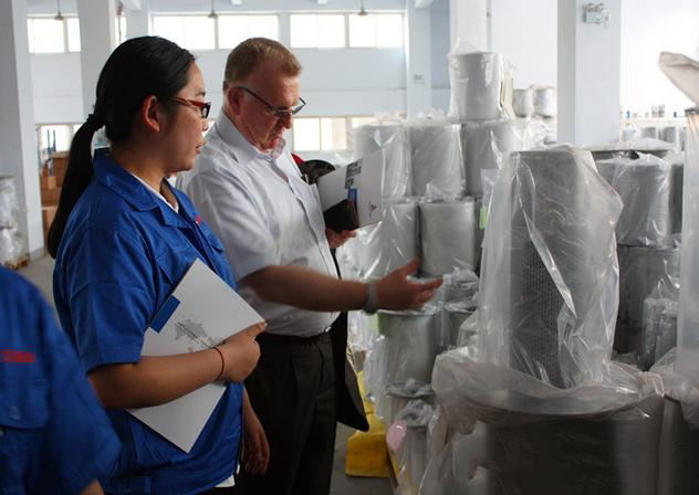 意大利客戶參觀艾普利生產(chǎn)基地(圖2) 意大利客戶參觀艾普利生產(chǎn)基地(圖2)